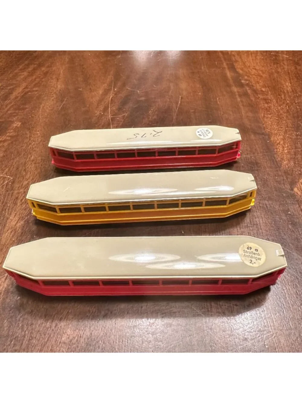 Vintage Lot Wiking Plastic Trolley Cars #69